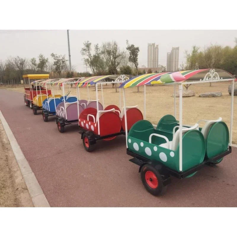 Furniture For Hardware Shop - Manzaralı park meydanı, raylı olmayan tren